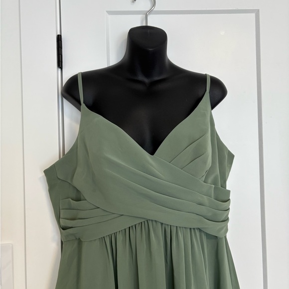 Sorella Vita Evergreen Green Bridesmaid Wedding Guest Summer Dress Plus Size 16 - Picture 5 of 11